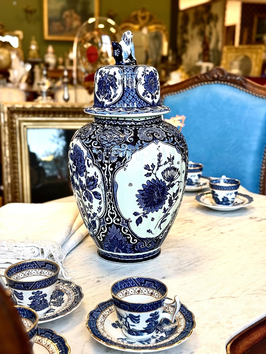 Belgian Boch Delft Blue And White Floral Lidded Ginger Jar, Circa 1920-photo-2