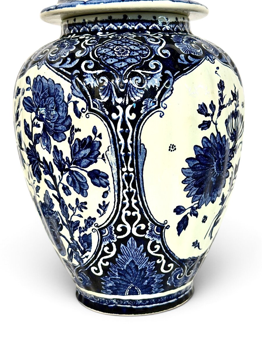 Belgian Boch Delft Blue And White Floral Lidded Ginger Jar, Circa 1920-photo-4