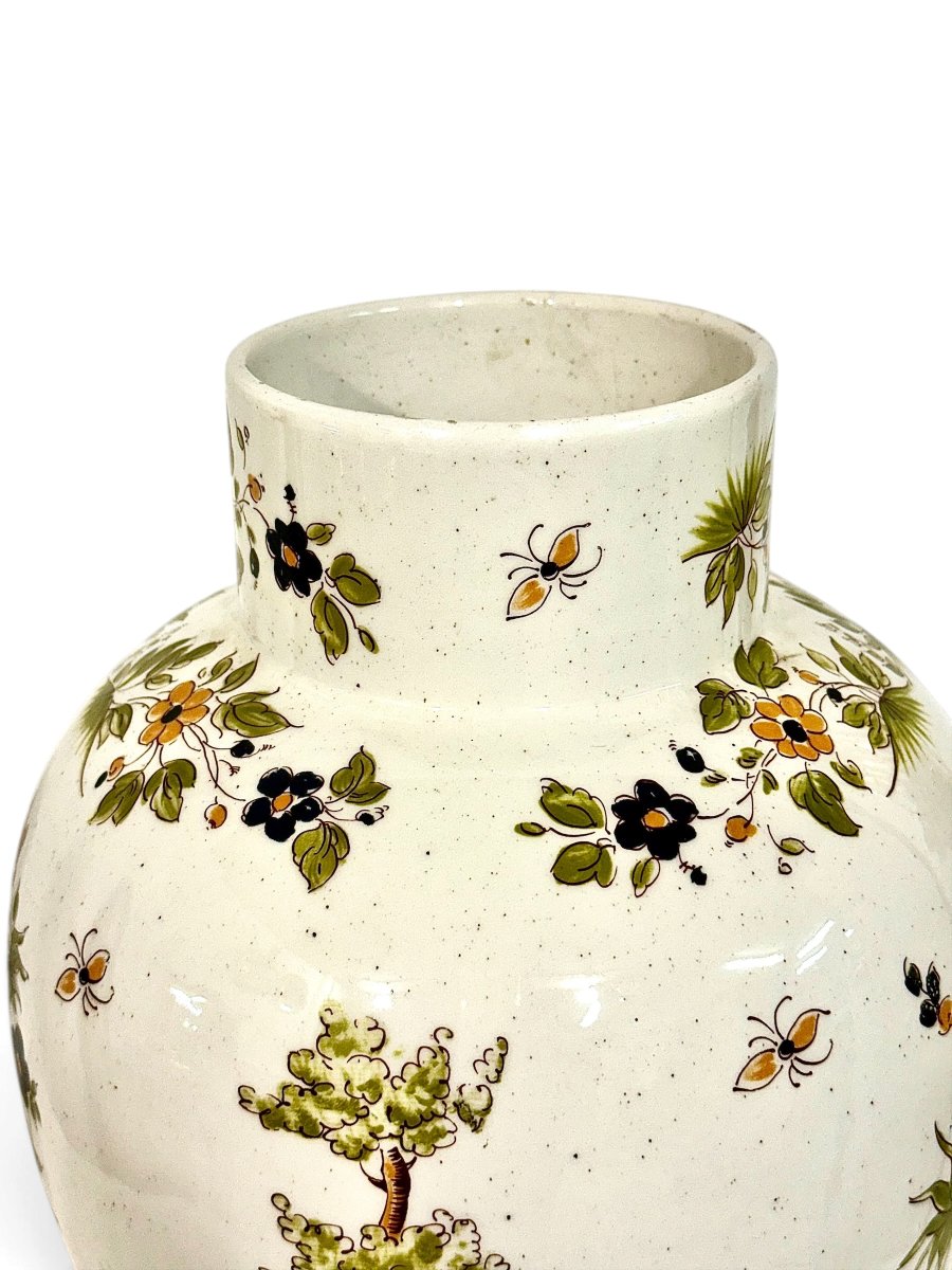 French Moustiers Style Hand-painted Faience Vase, 20th Century-photo-5