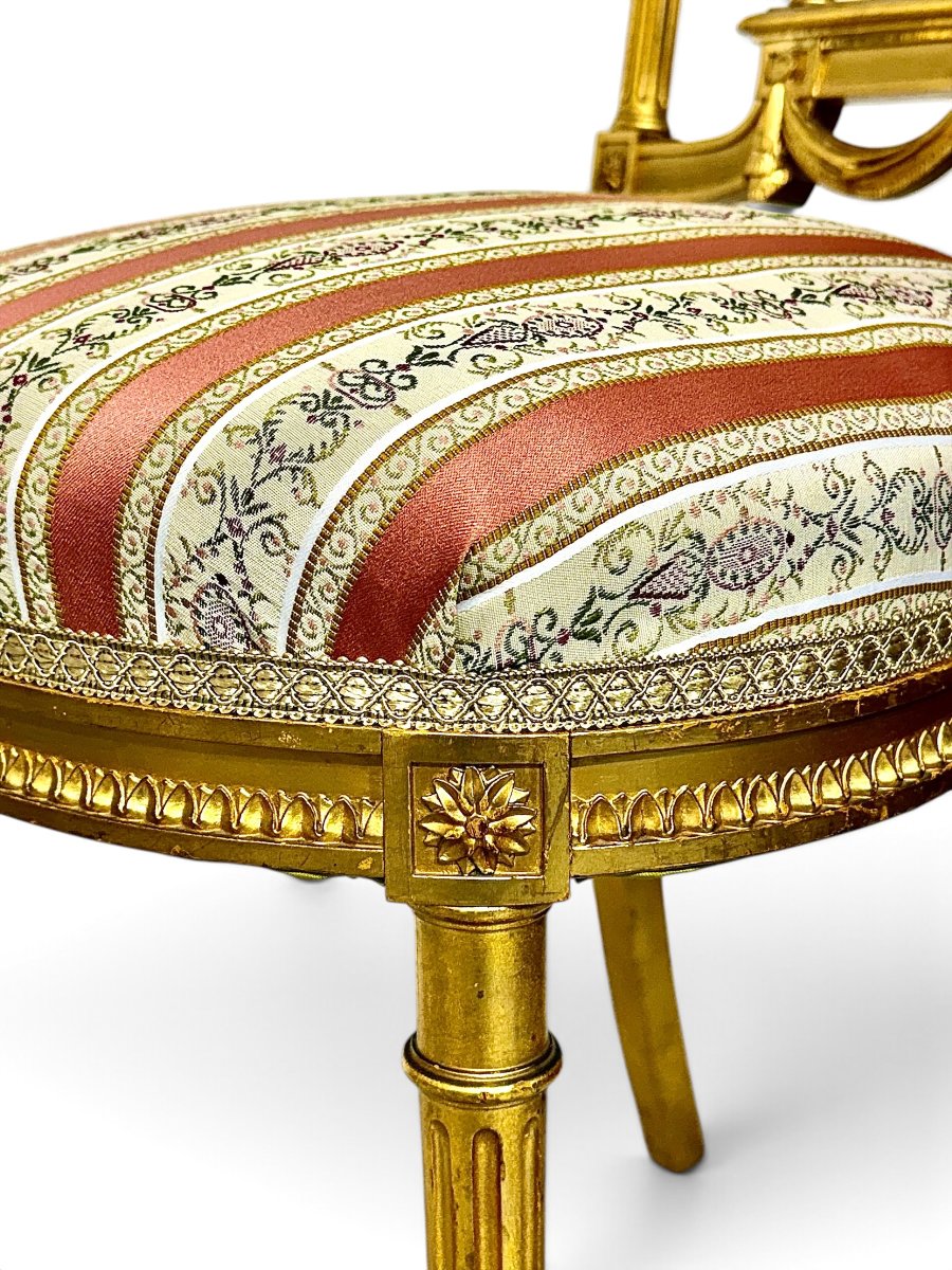 Paire de chaises de style Louis XVI en bois doré, France XIXe siècle-photo-1