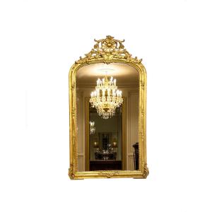 Miroir français en bois doré richement orné du XIXe siècle 