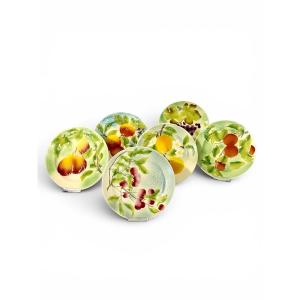 Suite de six assiettes à dessert aux fruits en barbotine de Saint Clément, vers 1900