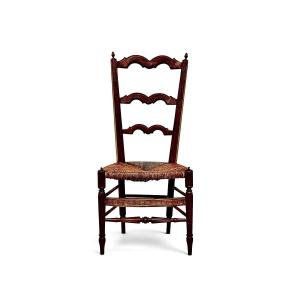 Chaise d'enfant provinciale en pin avec assise en paille tressée, France du XIXe siècle