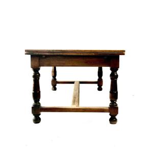 A Robust 18th Century Extending Farm Table