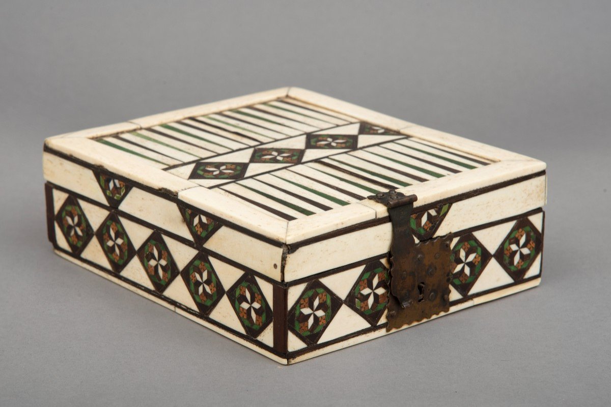 Embriachi Workshop Italian, Venice, 15th Century Games Box Chess And Tric Trac