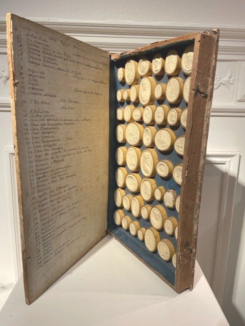 Grand Tour Camée book, ca 1820 -"Dolce Gemme Antichi"  