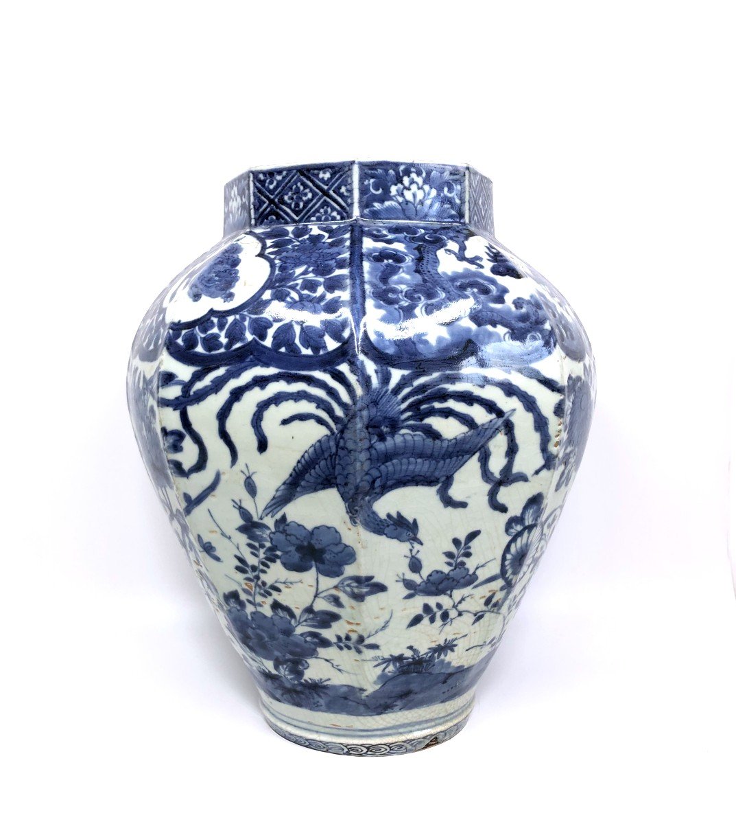 Vase Potiche Octogonale Porcelaine Bleu et Blanc Du Japon Arita