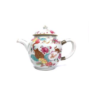 Chinese Export Pseudo Tobacco Leaf Teapot & Cover