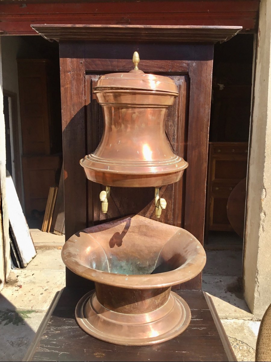 Louis XIII Fountain Furniture In Walnut 17th-photo-2