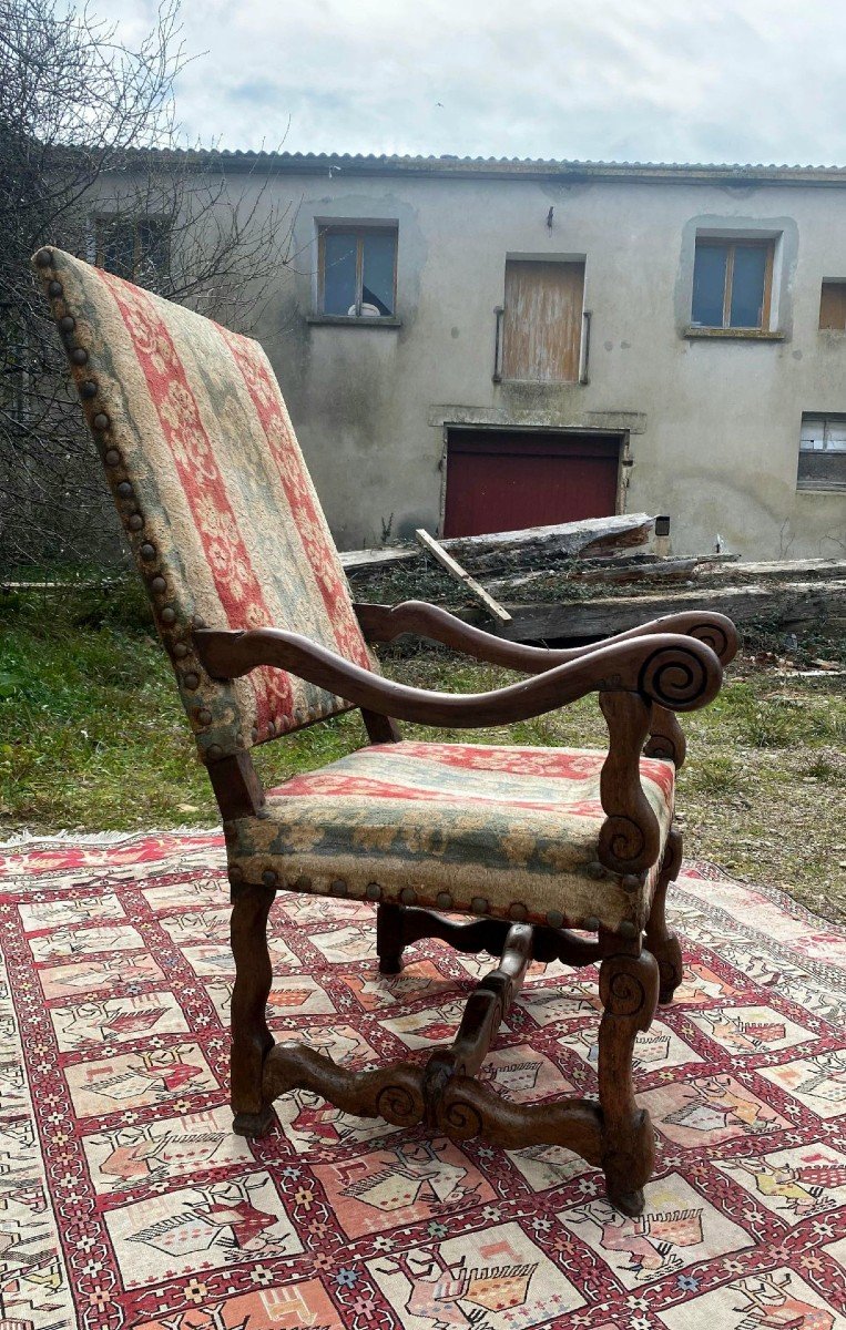 Fauteuil De Style Louis XIII En Noyer époque XVIIé-photo-3