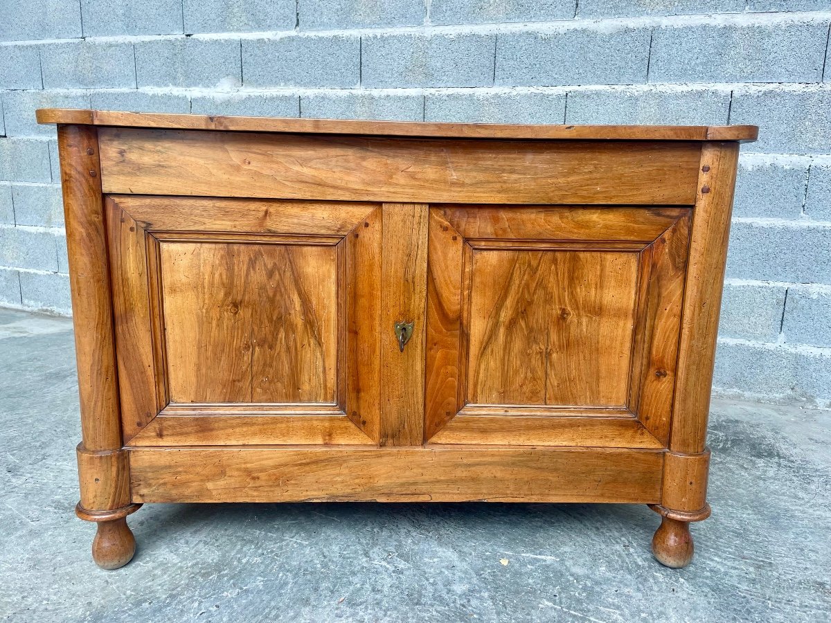 Buffet Deux Portes Empire En Noyer Blond D’époque XIXem Siècle.