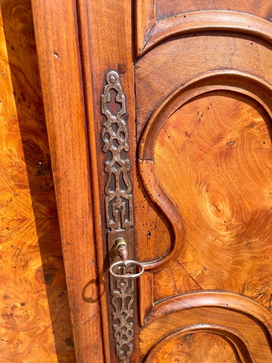 Bressane Louis XV Wardrobe In Walnut 18th Century -photo-4