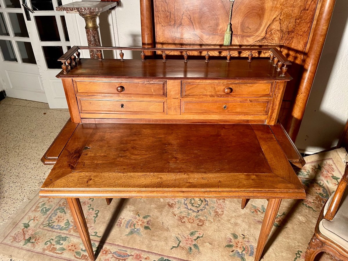 Bureau,, à Gradins, art nouveau , En Noyer D époque 1920 . -photo-7