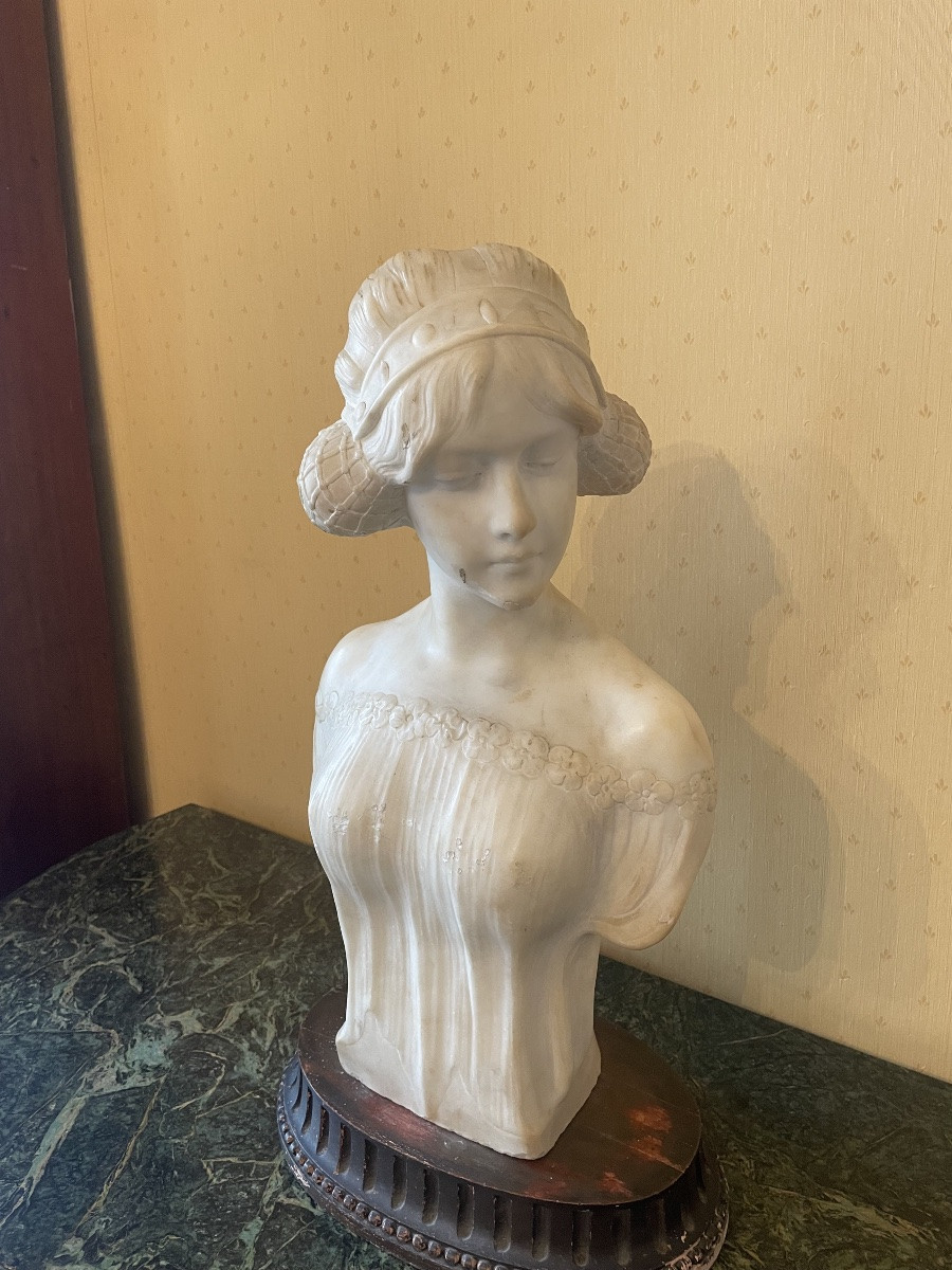 Art Nouveau Bust Of A Woman In Marble. Simon, Montenave, 1900s.-photo-5