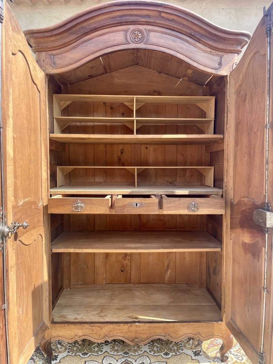18th Century Provençal Louis XV Castle Wardrobe. -photo-2