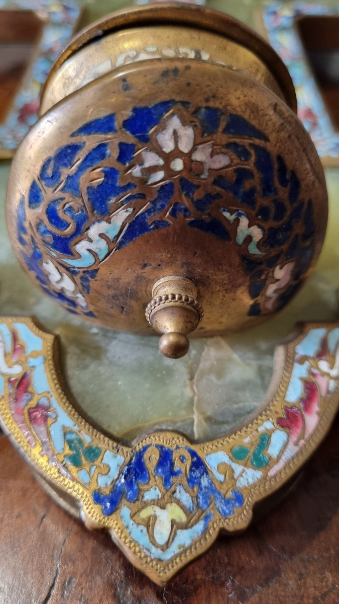 Large Wall-mounted Holy Water Font In Green Onyx And Cloisonné Enamel From The 19th Century -photo-2