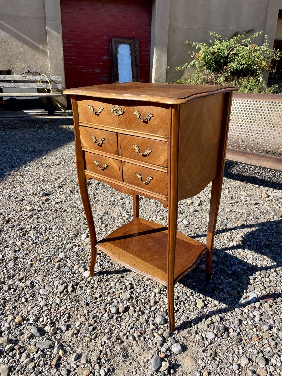 Commode travailleuse,, Louis XV, d époques XIXEm siècle 