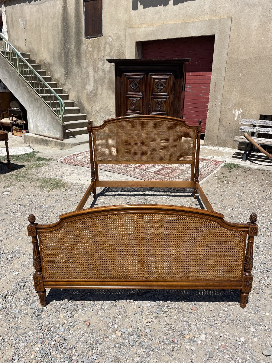Lit Louis XVI cannelé , d époque 1900. -photo-7