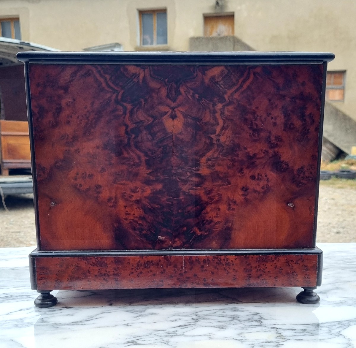 Napoleon III Liqueur Cellar In Burl From The 19th Century -photo-2