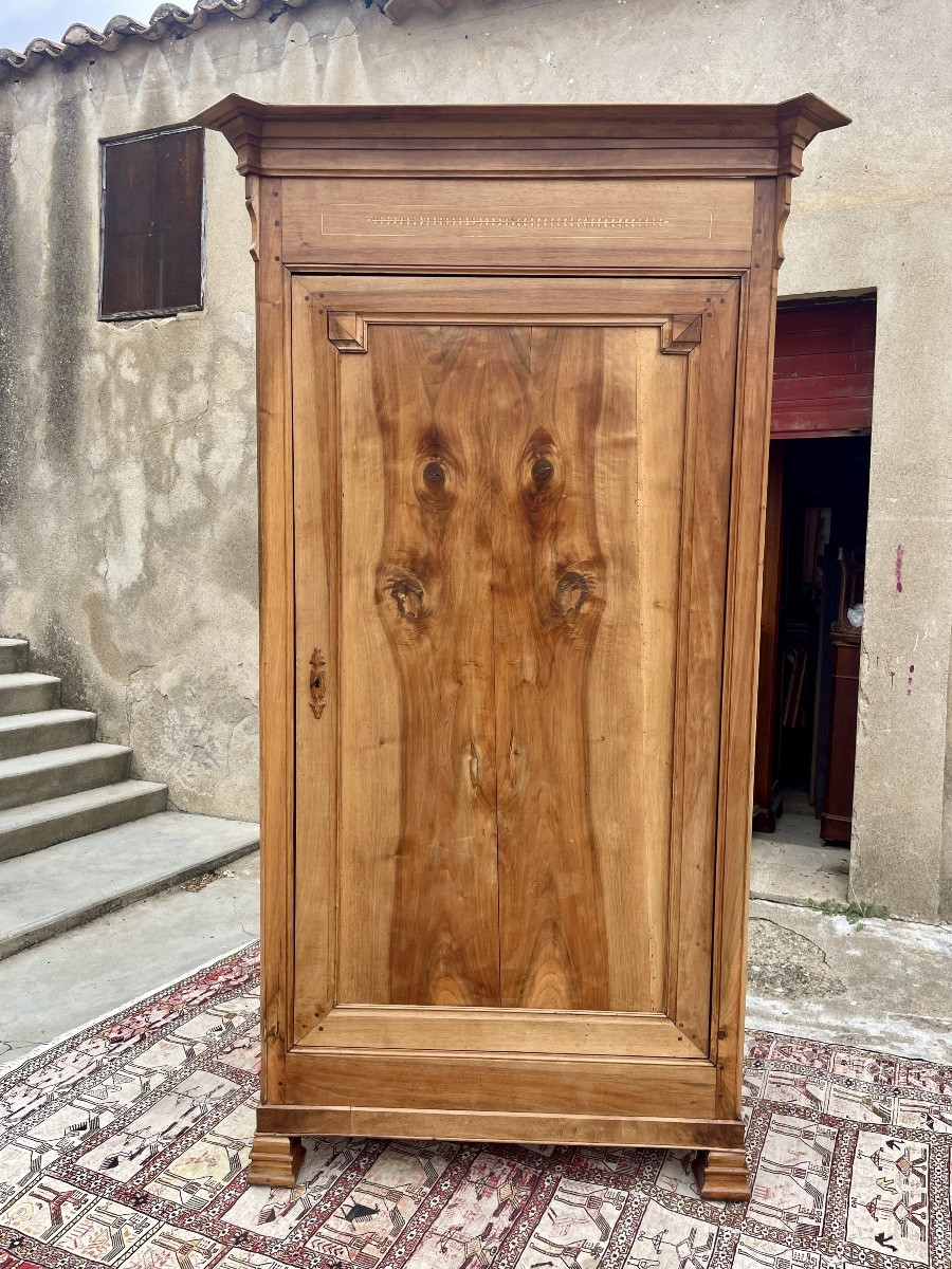 Bonnetiere , restauration en noyer , d’époque XIXE siècle 