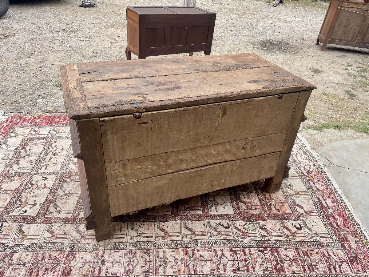Louis XIII Chest, In Walnut, 17th Century -photo-7