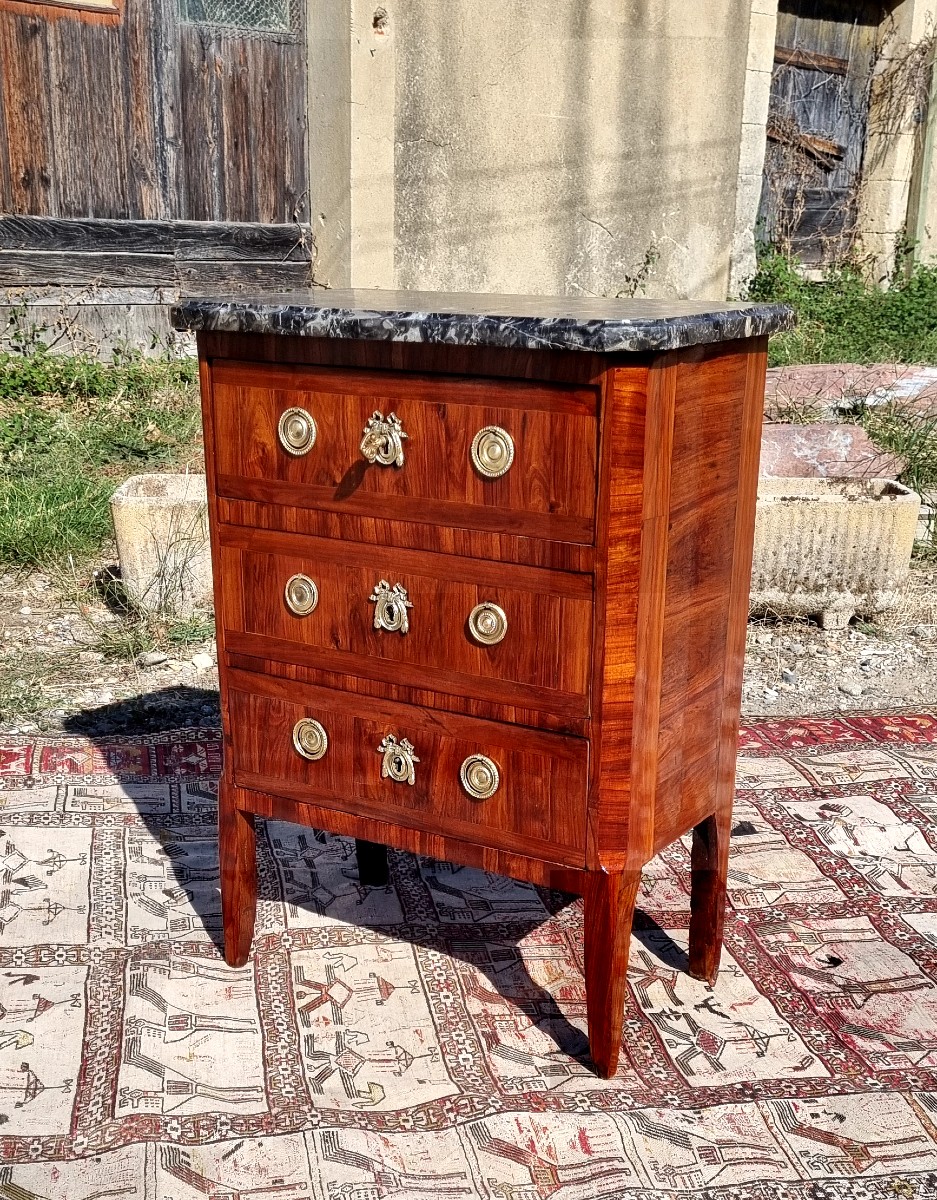 Petite commode Louis XVI en marqueterie epoque XVIIIé-photo-1
