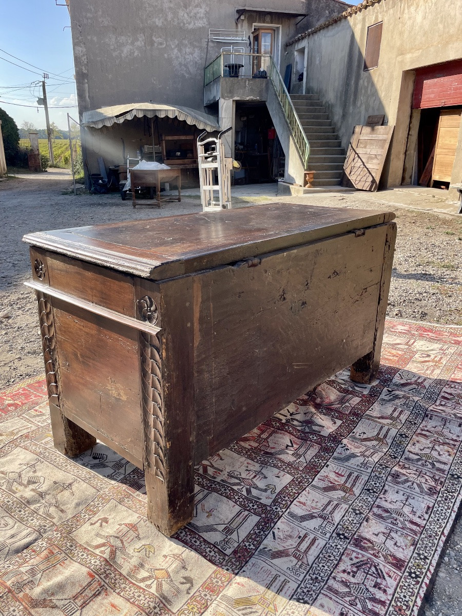 Louis XIII Chest, In Walnut, 17th Century -photo-3