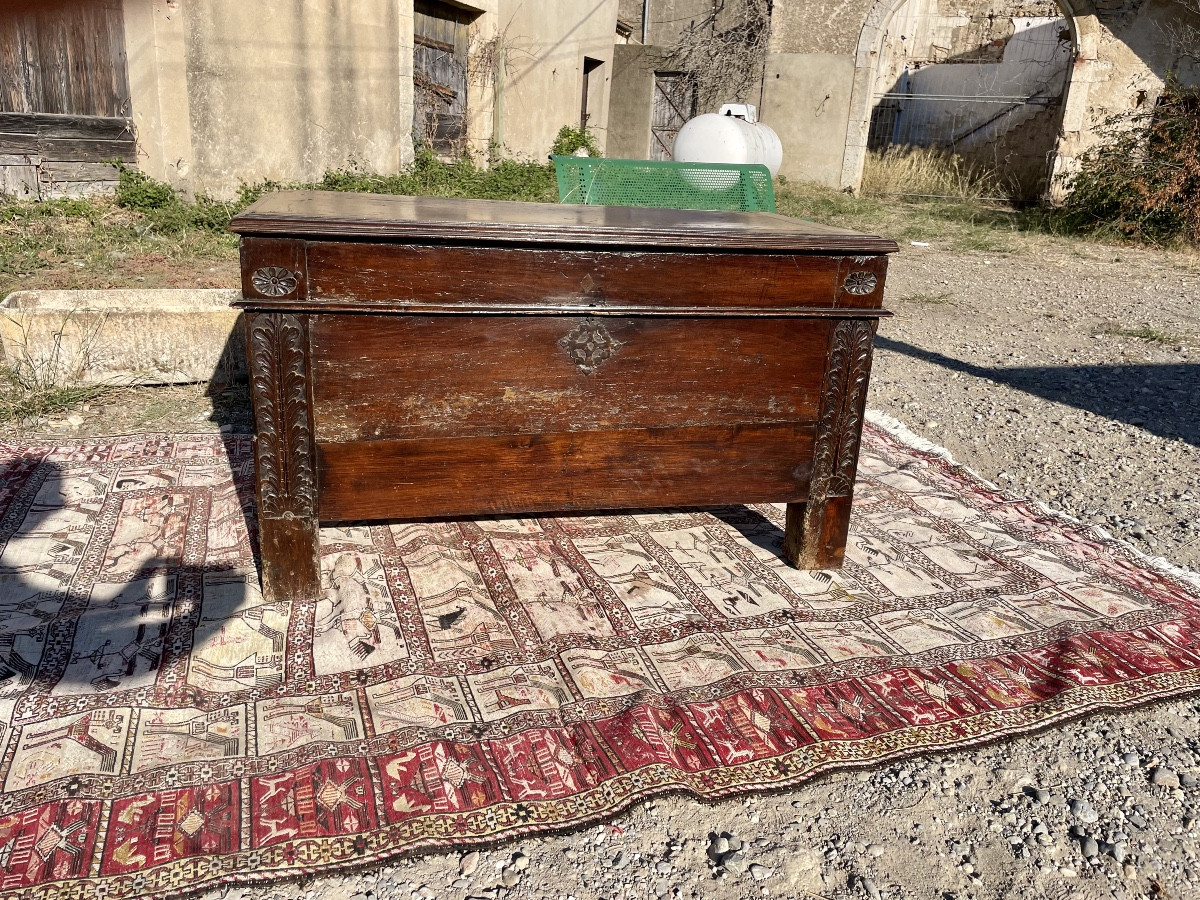 Louis XIII Chest, In Walnut, 17th Century 