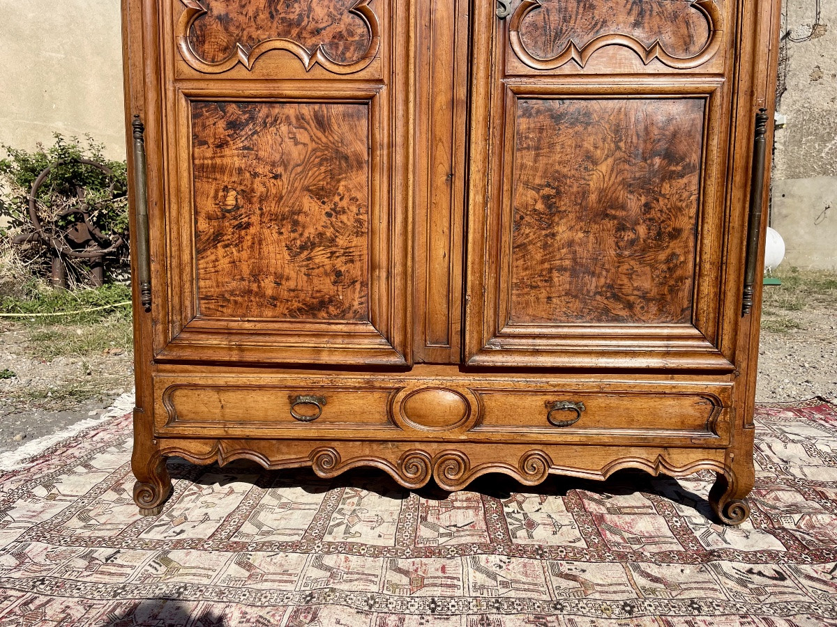 Armoire louis XV bressane , en noyer d époque XVIIIEM siècle -photo-7