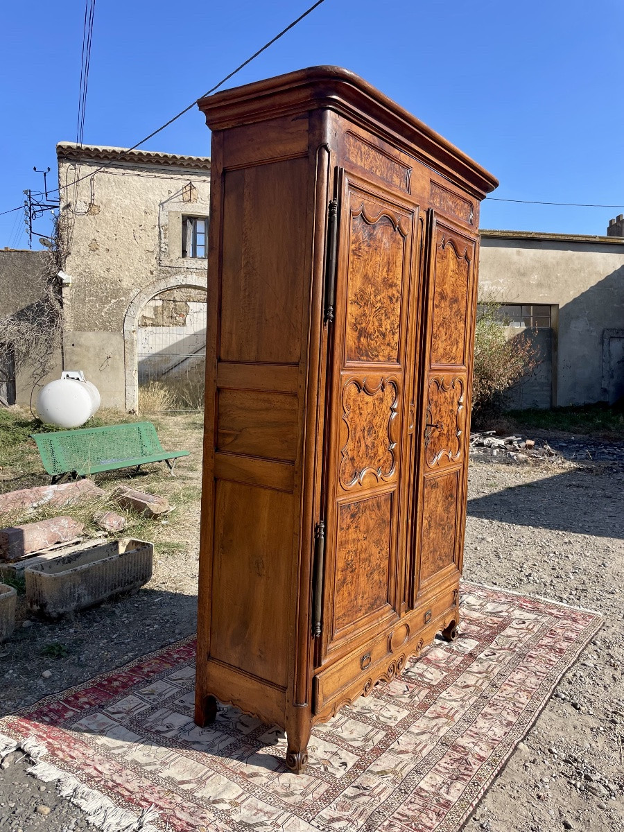Armoire louis XV bressane , en noyer d époque XVIIIEM siècle -photo-8