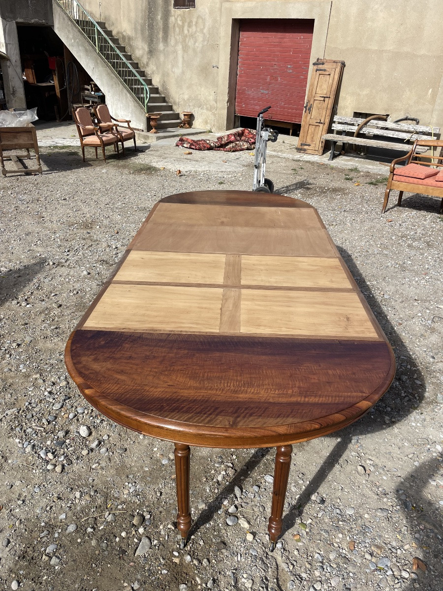 Round Walnut Dining Table From The Napoleon III Period, 19th Century -photo-1
