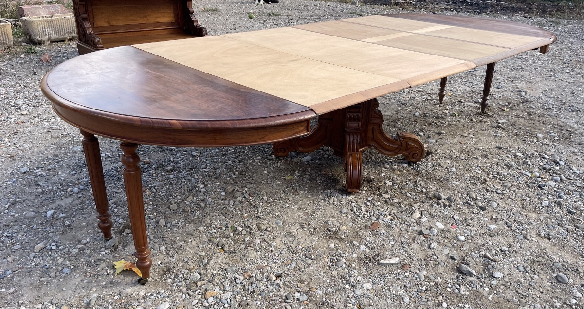Round Walnut Dining Table From The Napoleon III Period, 19th Century 