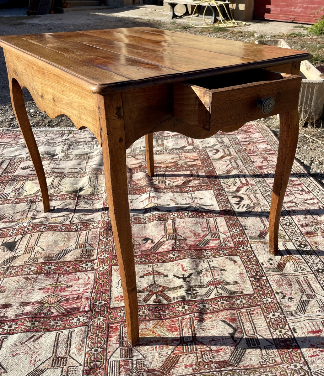 Small Louis XV Walnut Center Table, 18th Century -photo-2