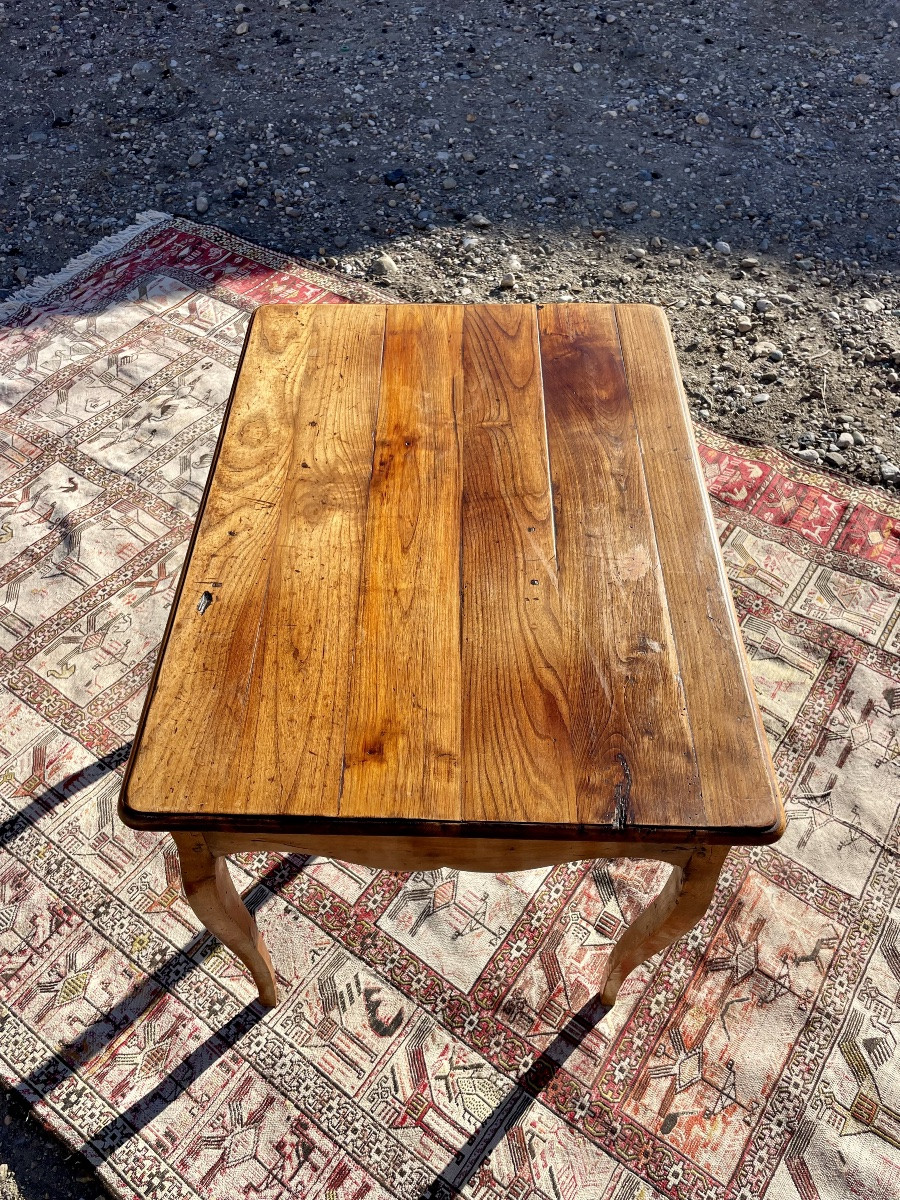 Small Louis XV Walnut Center Table, 18th Century -photo-7