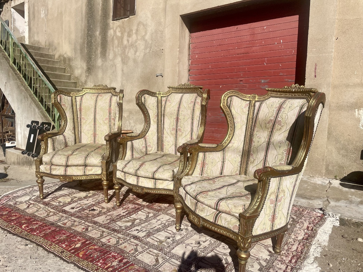 Ensemble de trois bergères  Louis, XVI dorées , 1900-photo-3