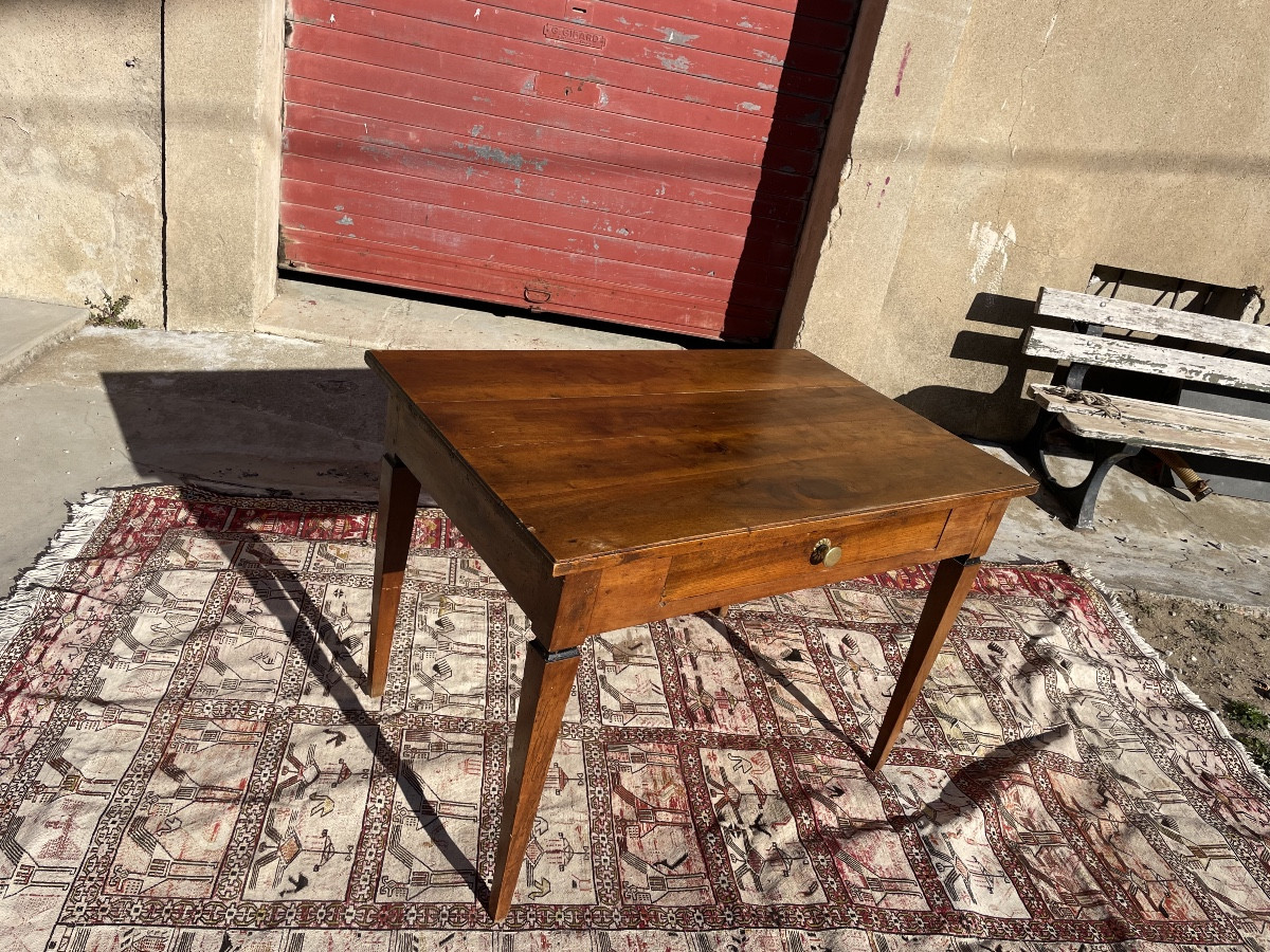 Table de milieu Louis XVI, en noyer  d’époque XVIIIem siècle -photo-2