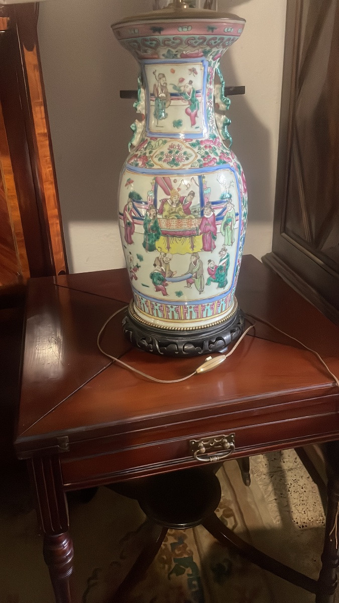 Large Chinese Porcelain Lamp, Family, Pink, Late 19th Century -photo-6