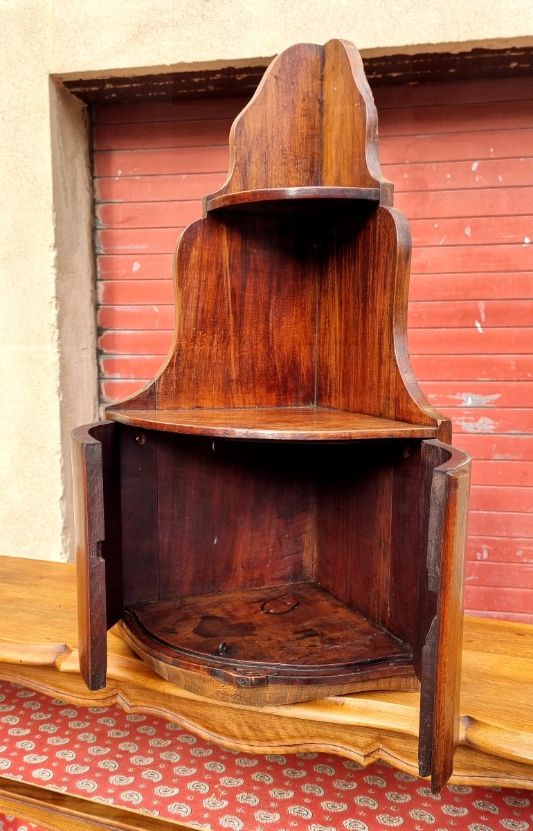 Petite encoignure murale estampillé T.A Grenoble époque XVIIIé-photo-2