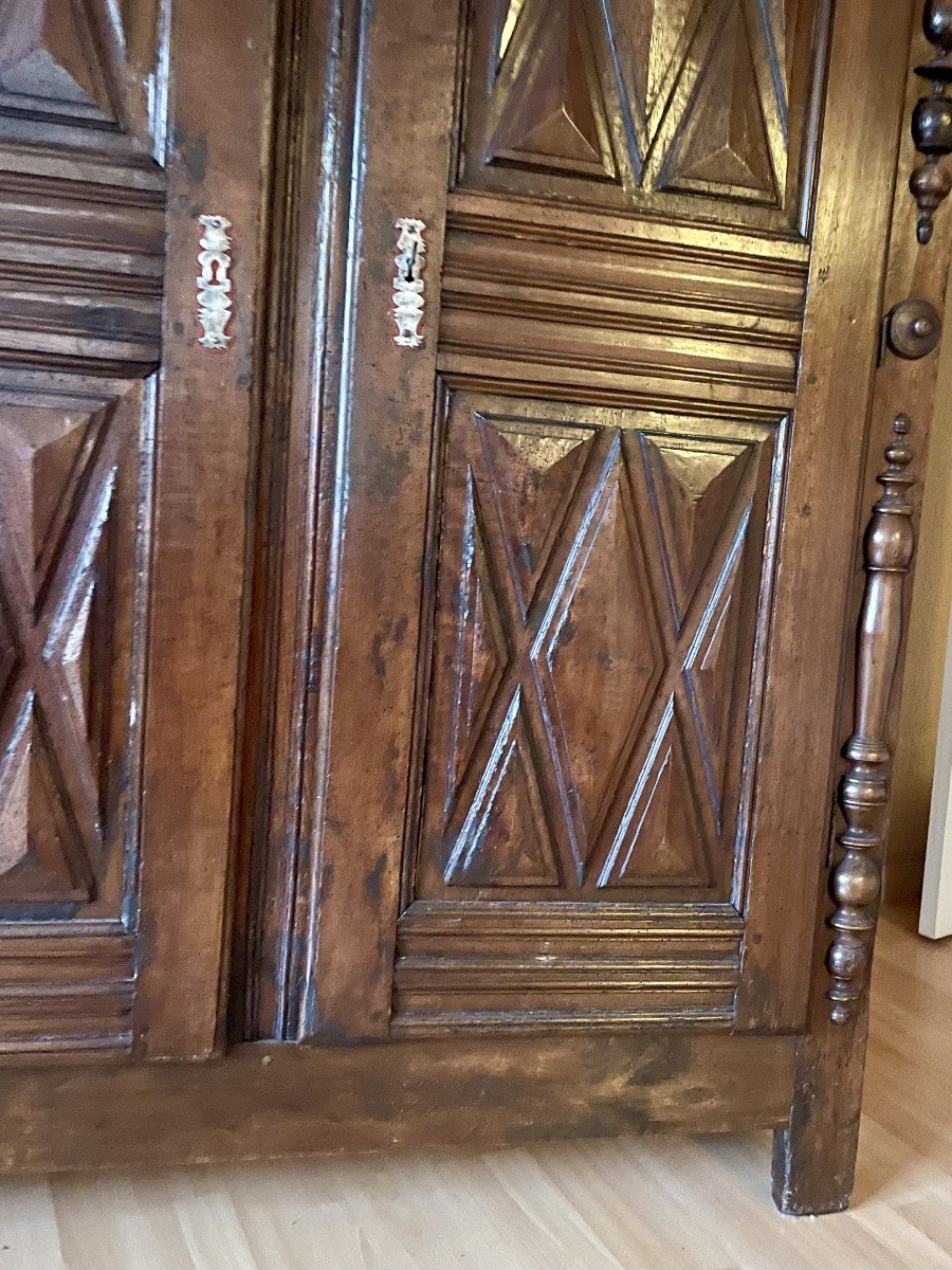 Armoire louis XIII en noyer d’époque XVIIem siècle -photo-6