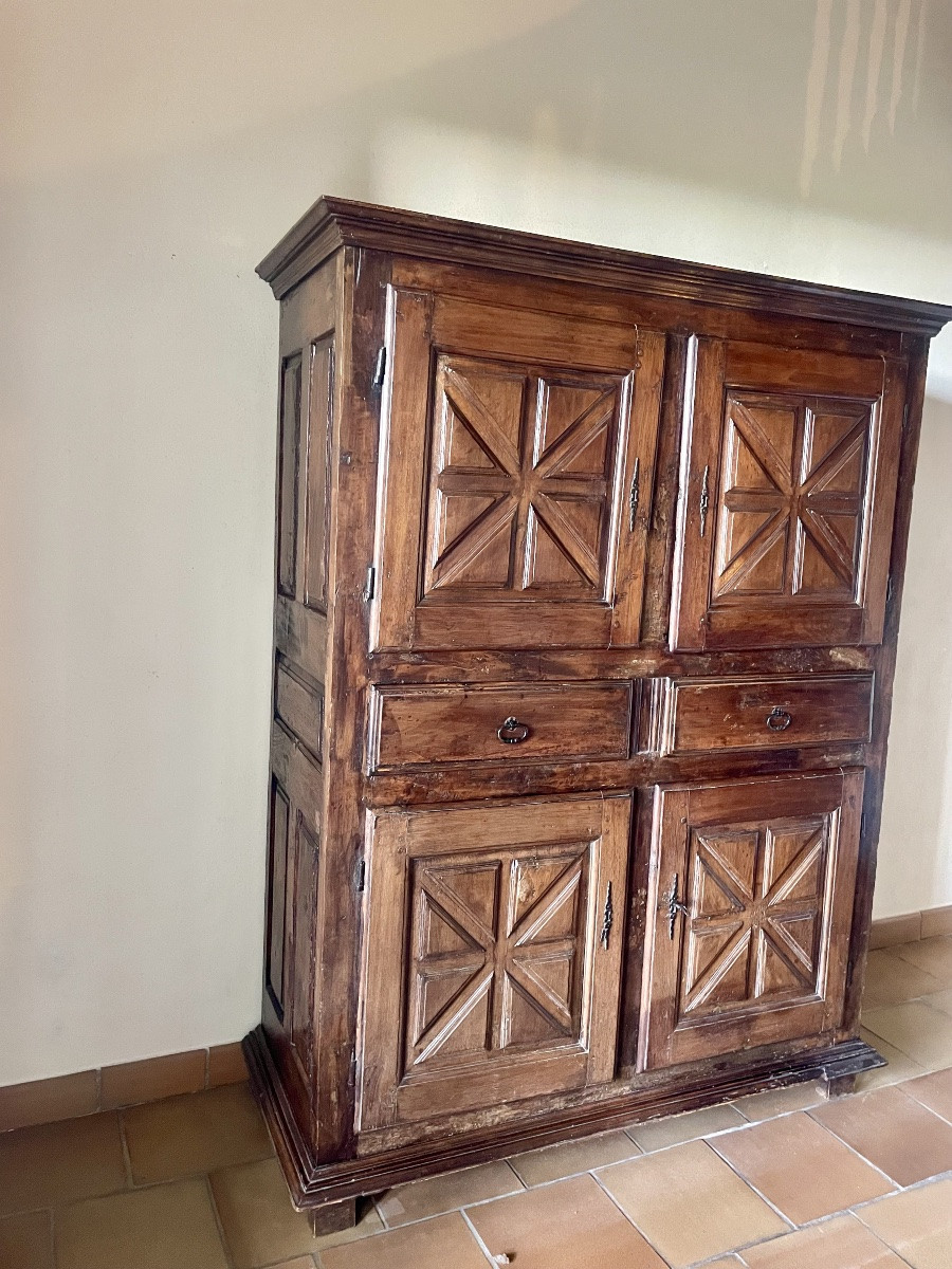 Buffet, 4 portes Louis XIII en noyer d’époque XVIIem siècle -photo-7