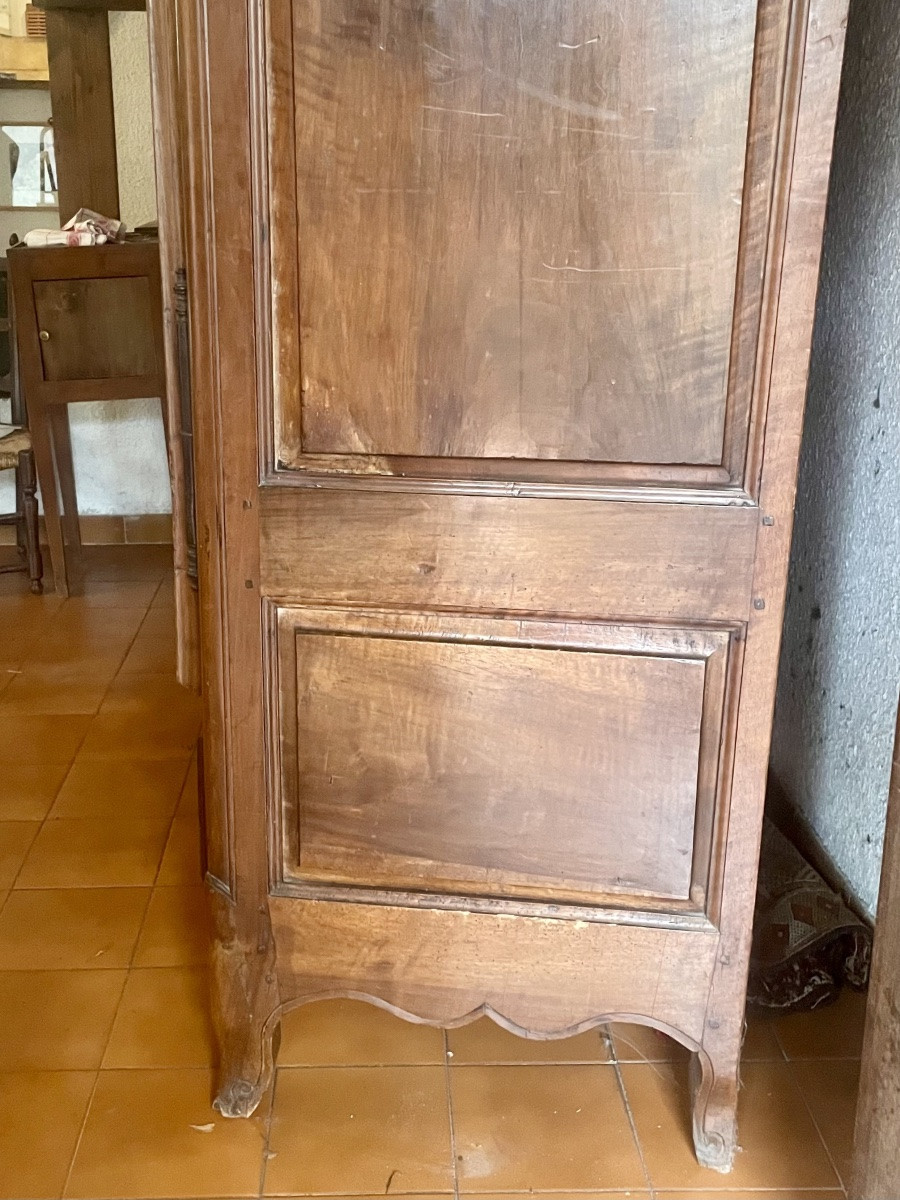 Louis XV Style Provençal Walnut Wardrobe, Dating From The 18th Century.-photo-8