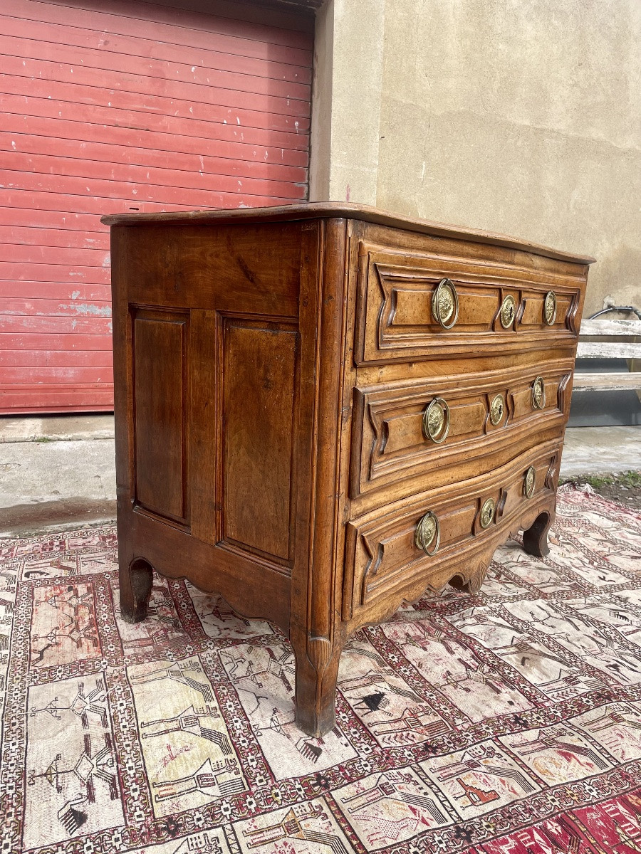 Commode galbée,  provençale Louis XV en noyer des époques XVIIIem siecle.-photo-3