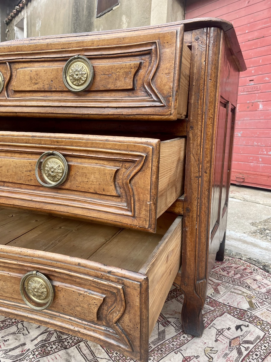Commode galbée,  provençale Louis XV en noyer des époques XVIIIem siecle.-photo-6