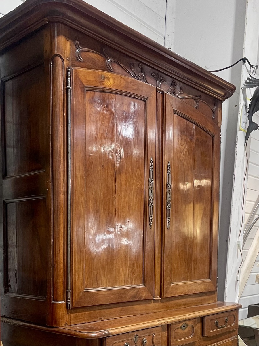 Louis XV Style Cherrywood Sideboard, 18th Century -photo-4