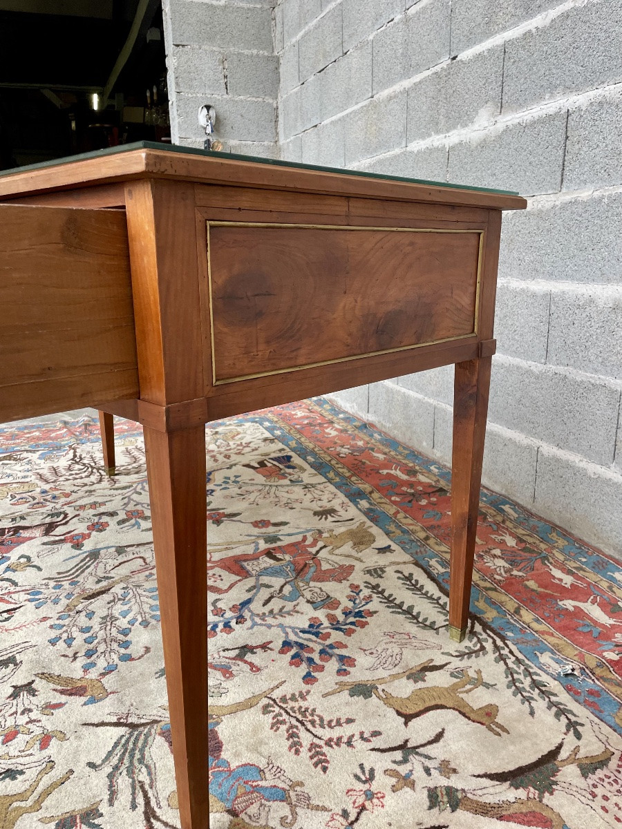 Louis XVI Style Mahogany Desk, 19th Century-photo-1