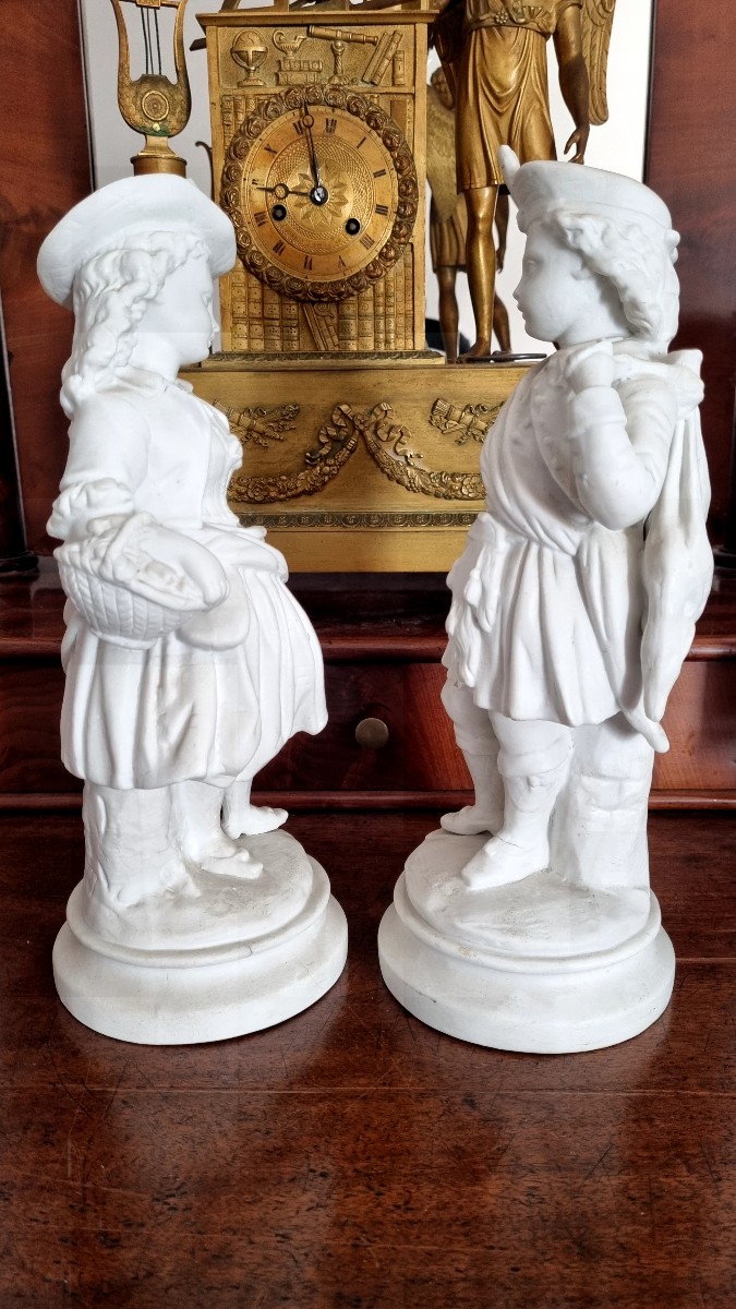 Pair Of Numbered Biscuit Porcelain Figurines, 19th Century -photo-1