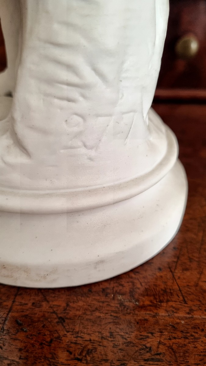 Pair Of Numbered Biscuit Porcelain Figurines, 19th Century -photo-3