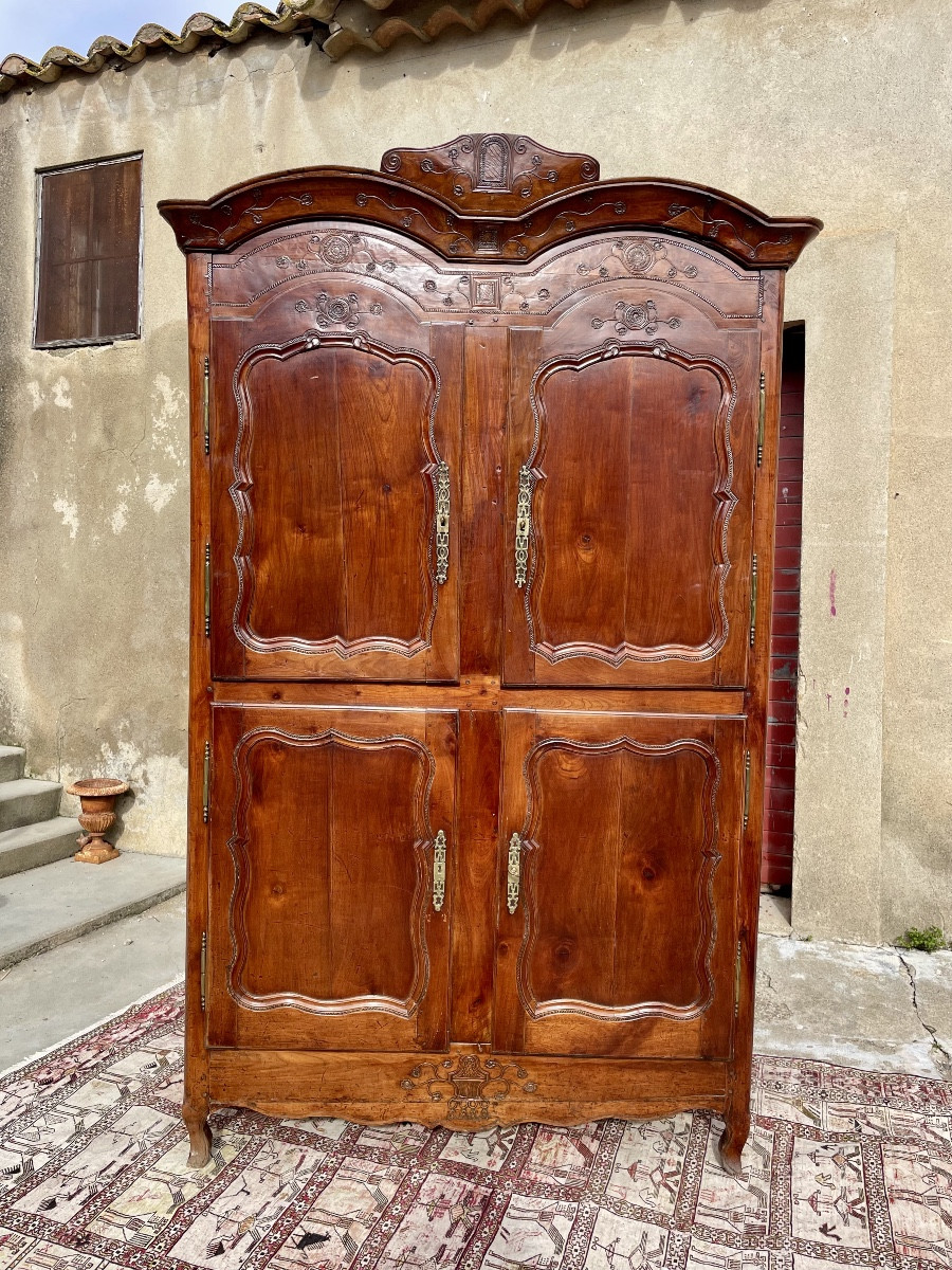 Buffet, louis XV , quatre portes en merisier d’époque XVIIIem siècle 