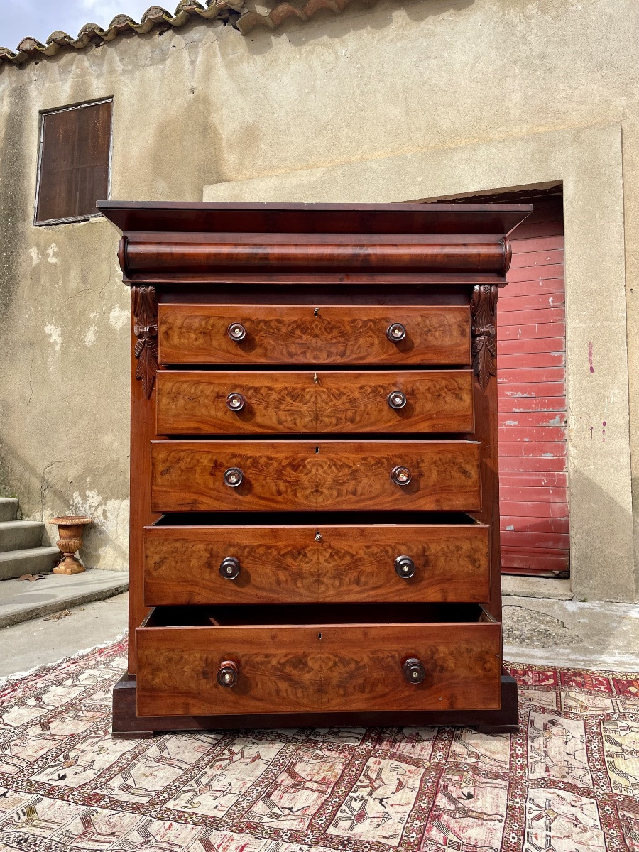 Restoration-era English Mahogany Chest Of Drawers, Flame-patterned, 19th Century -photo-2