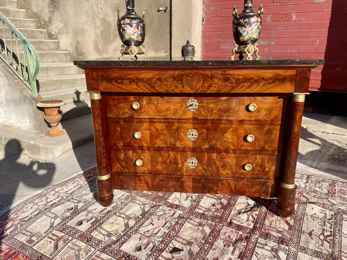 Commode,,,,, empire en acajou, enflammé, colonnes détachées d’époque 19e-photo-2